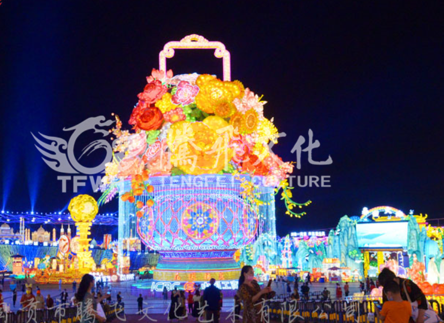 定制自贡彩灯的优点